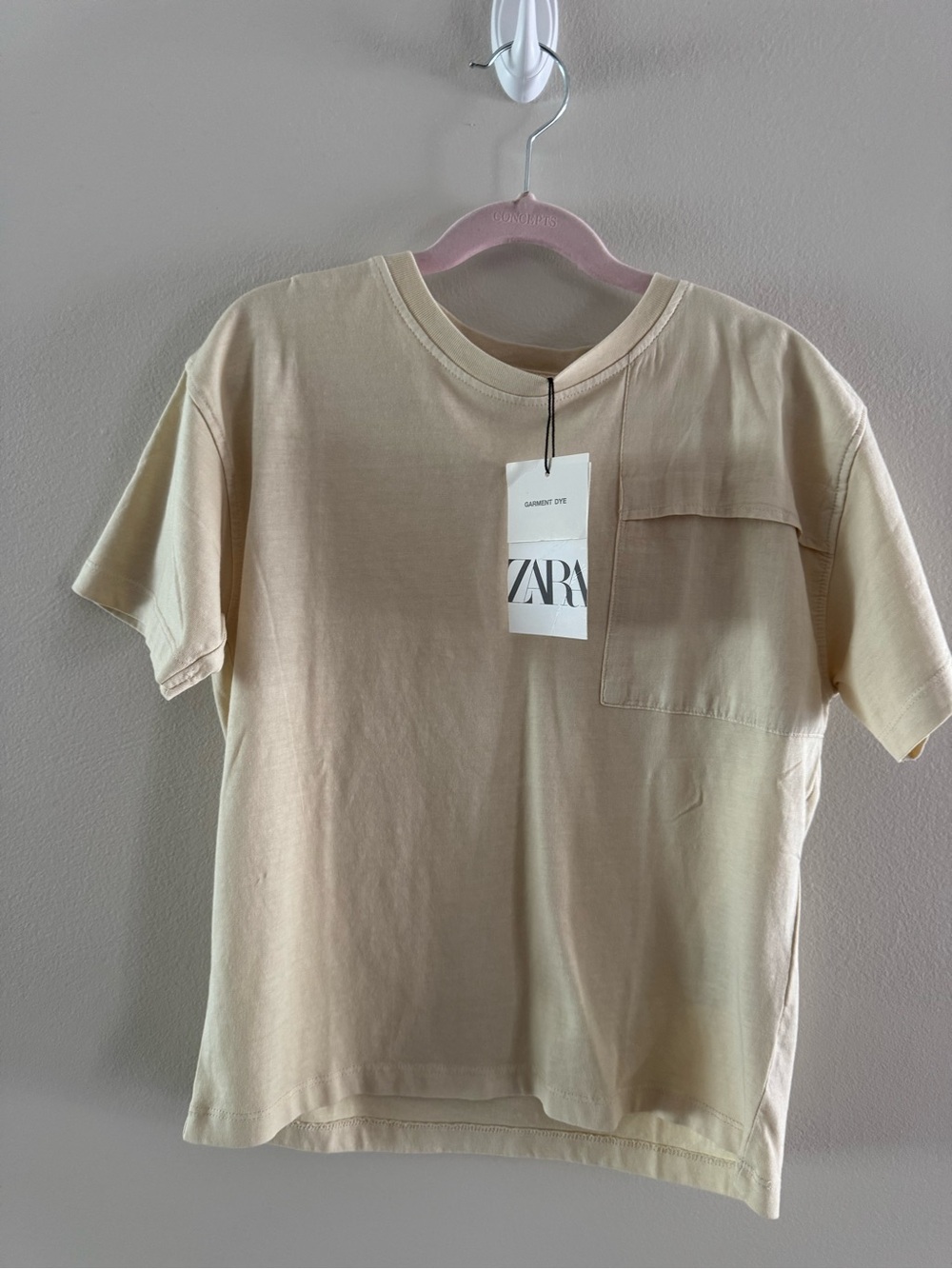 Zara Men’s Light Cream Short-Sleeve Pocket Tee